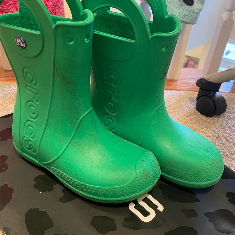 Croc boots big kid size 3